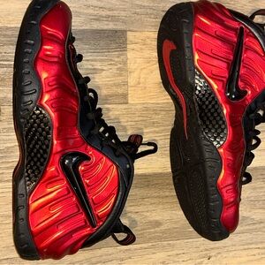 Nike Foamposite University Red